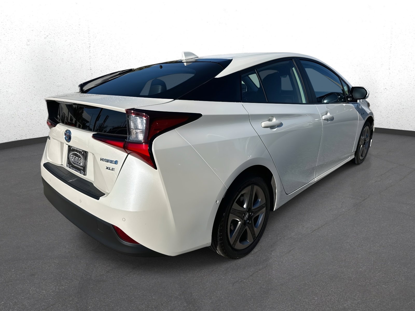 Used 2020 Toyota Prius XLE w/ Advanced Technology Package image 3