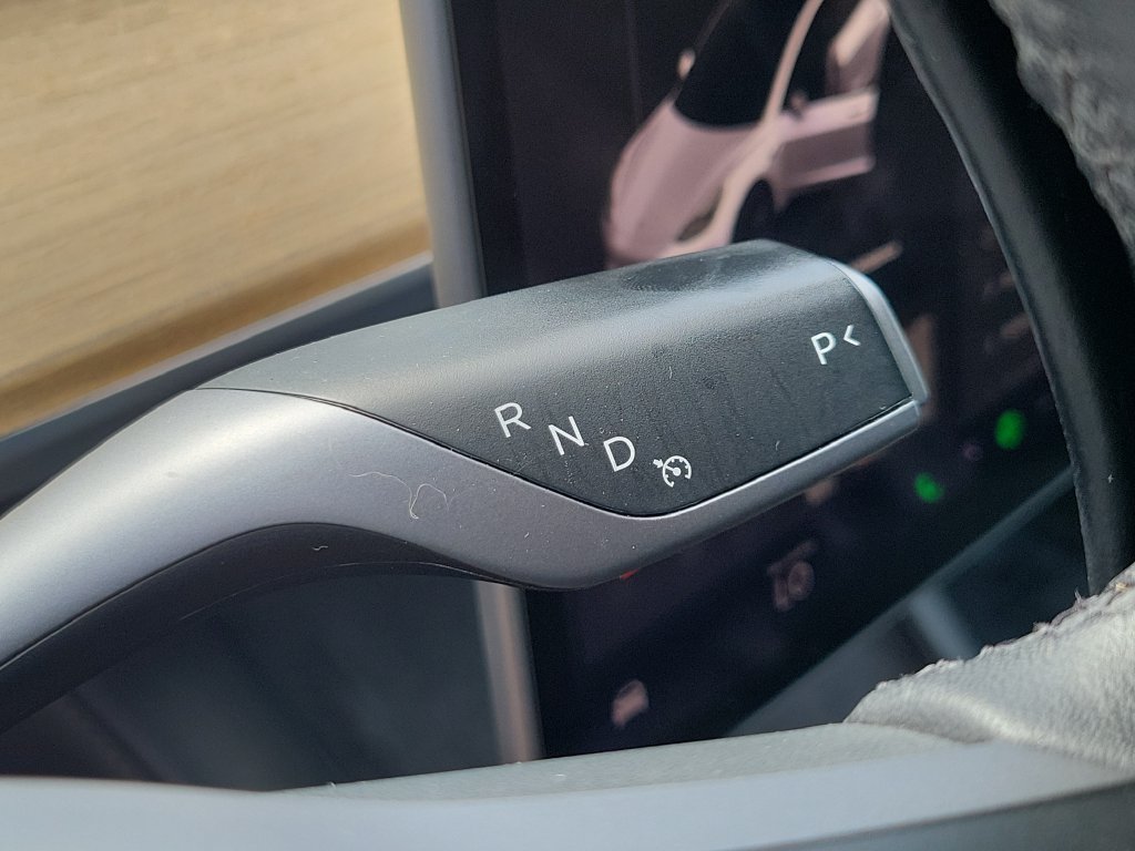 Used 2023 Tesla Model 3 Standard Range RWD image 25