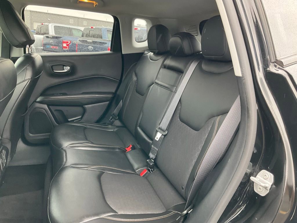 Used 2018 Jeep Compass Latitude image 18