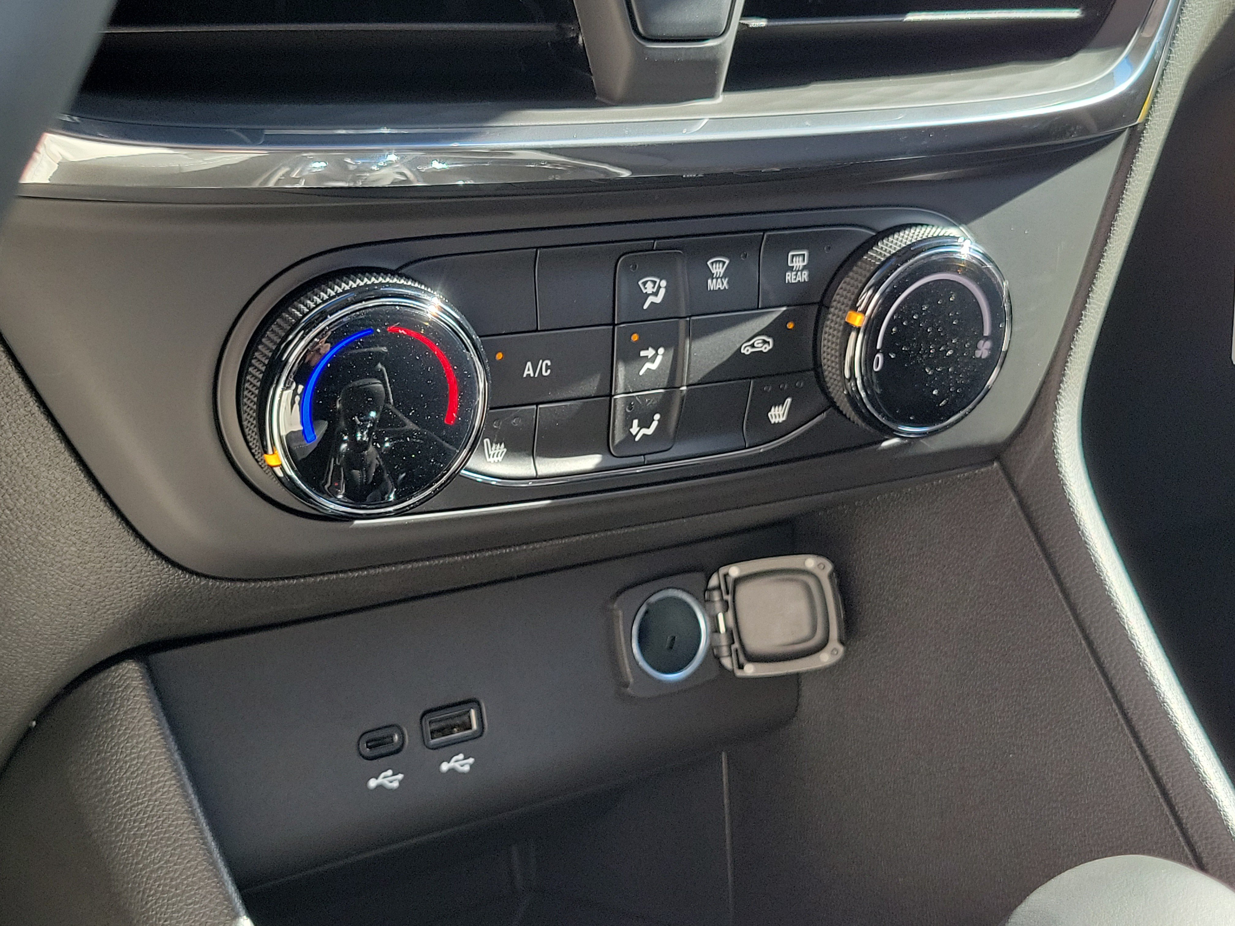 New 2026 Buick Encore GX Preferred w/ Comfort Package FWD image 30