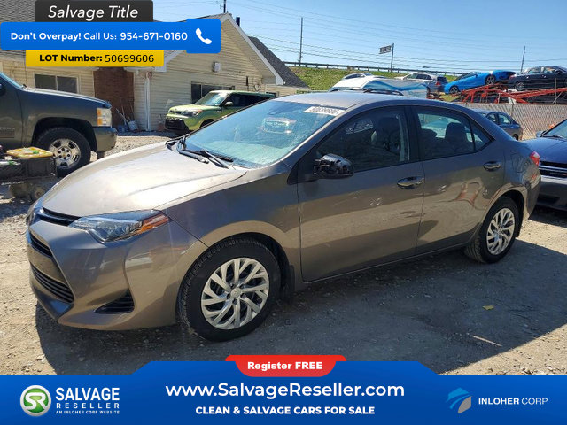 Used 2018 Toyota Corolla LE FWD image 1
