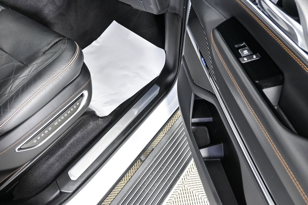 Used 2023 Jeep Grand Wagoneer L Series III w/ Rear Seat Video Group 1 image 29