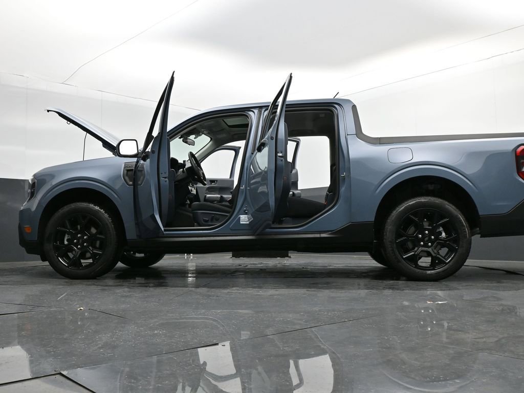 New 2025 Ford Maverick XLT w/ XLT Luxury Package image 39