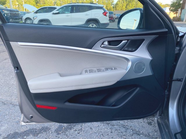 Used 2023 Genesis G70 2.0T w/ Sport Prestige Package AWD/4WD image 23