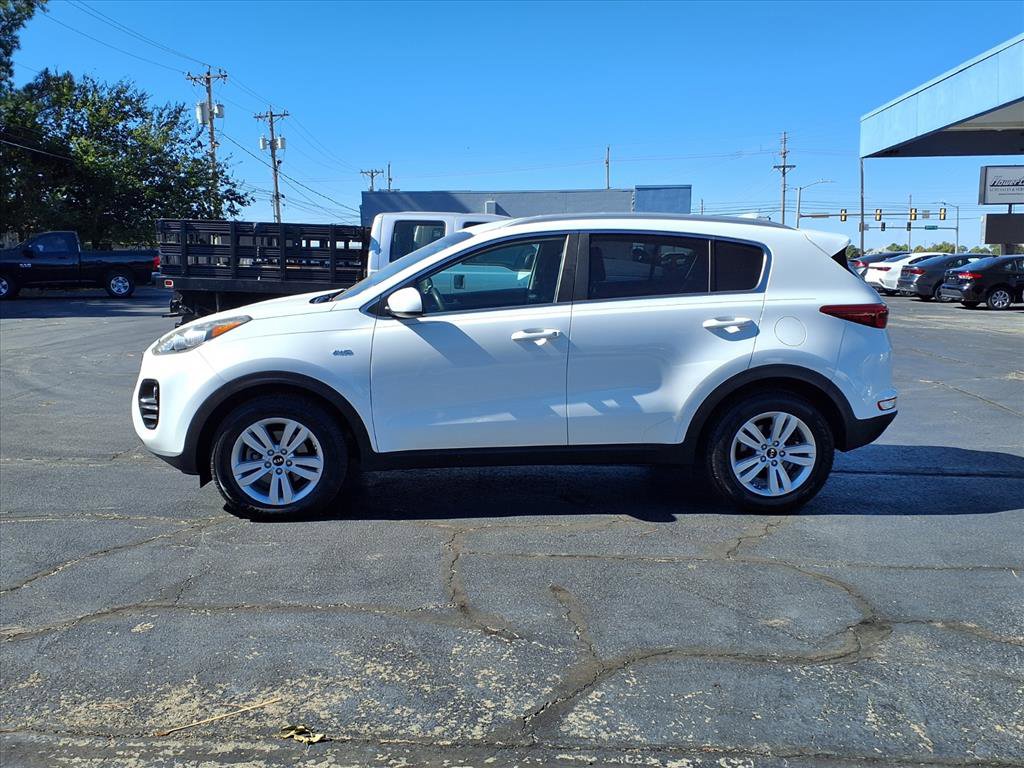 Used 2017 Kia Sportage LX w/ LX Popular Package image 5