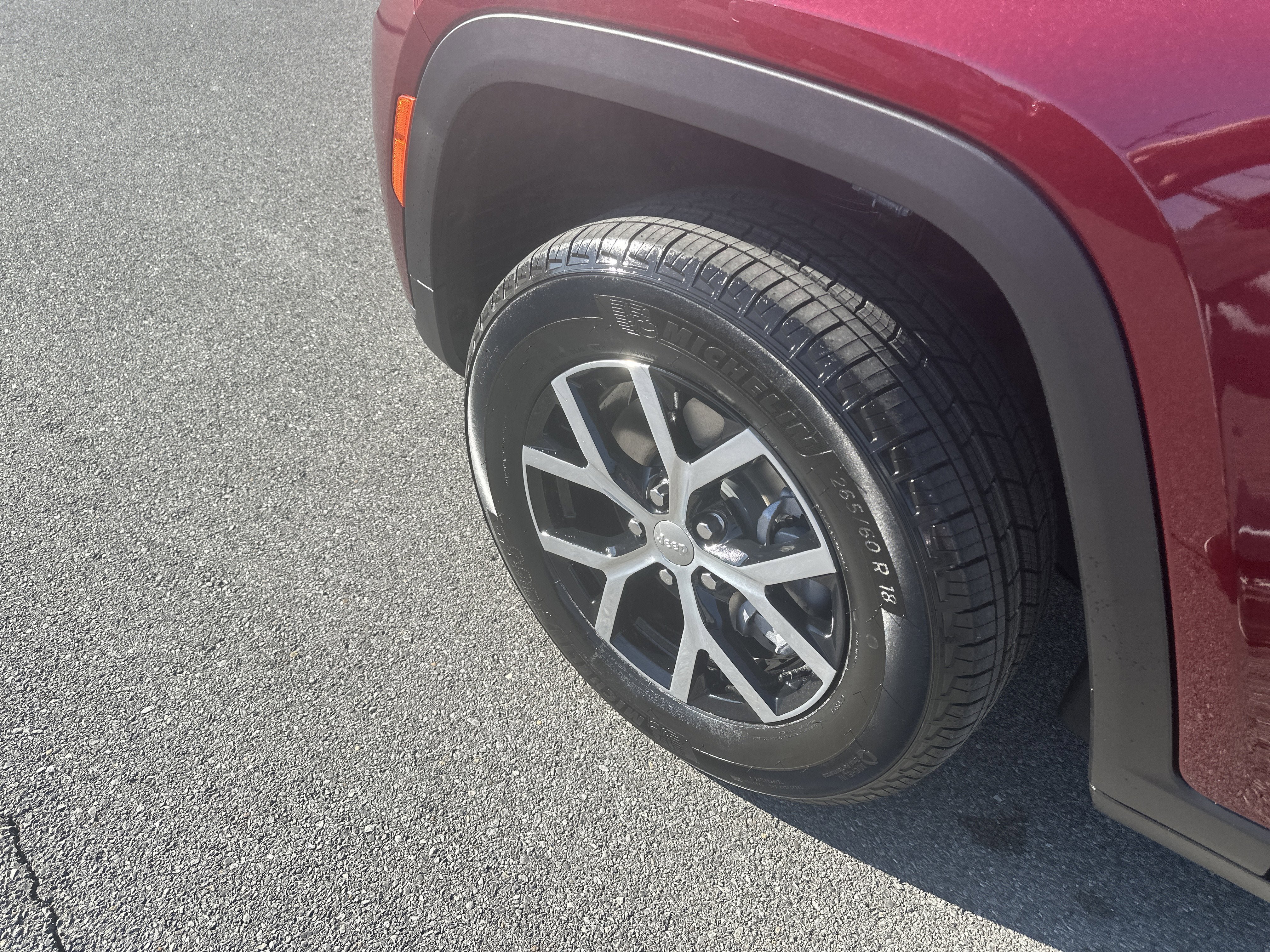 New 2025 Jeep Grand Cherokee L Limited AWD/4WD image 11