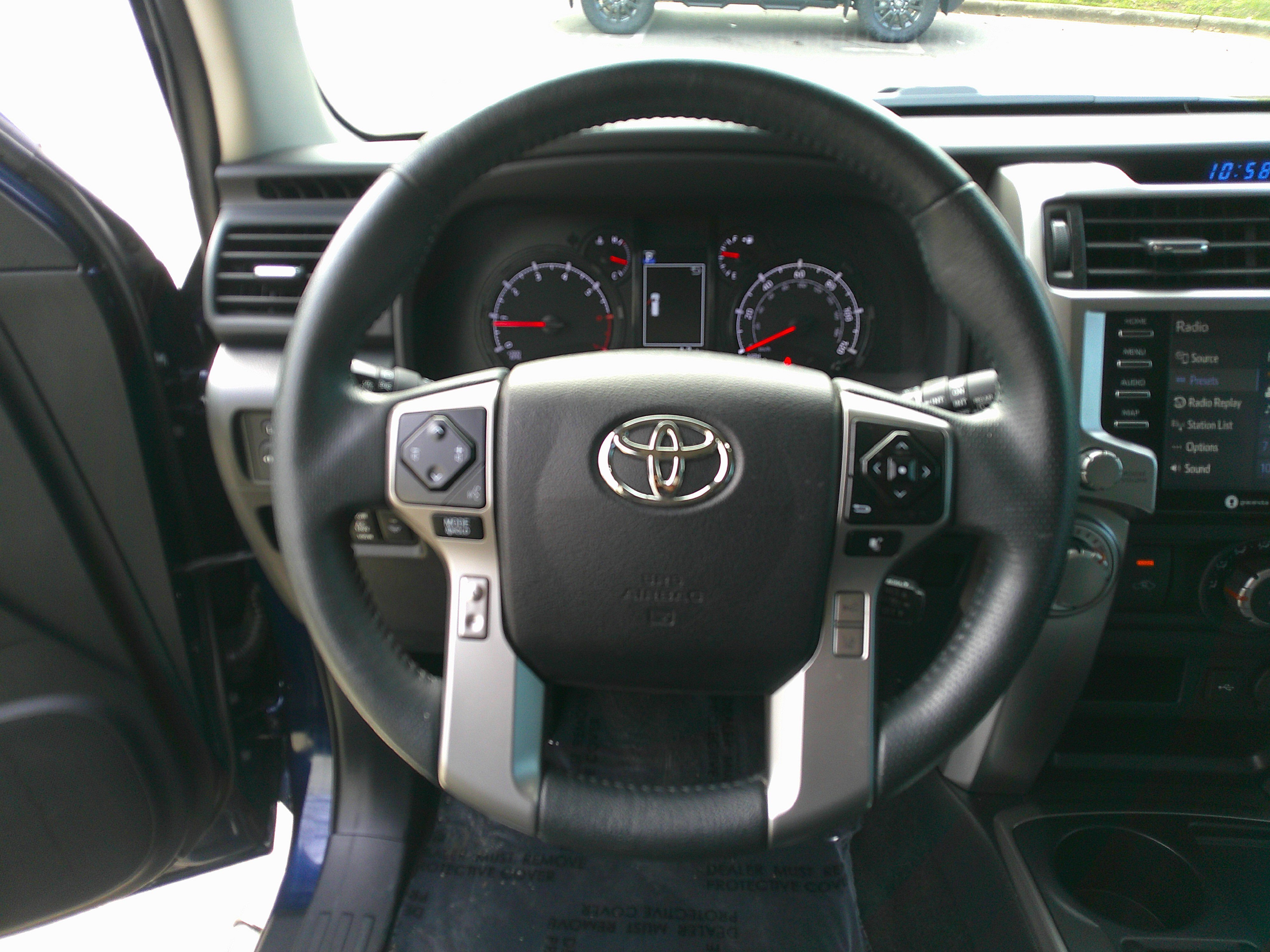 Used 2022 Toyota 4Runner SR5 Premium image 19