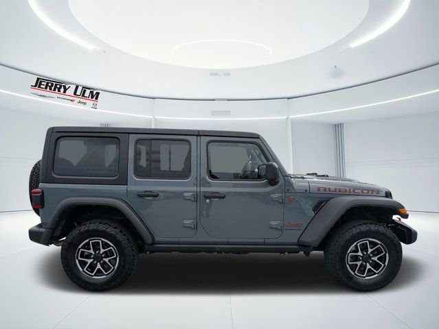 Used 2024 Jeep Wrangler Unlimited Rubicon AWD/4WD image 2