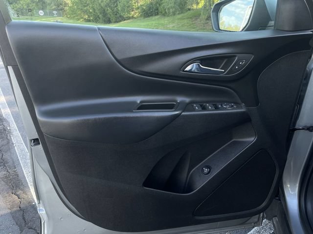 Used 2023 Chevrolet Equinox LT AWD/4WD image 22