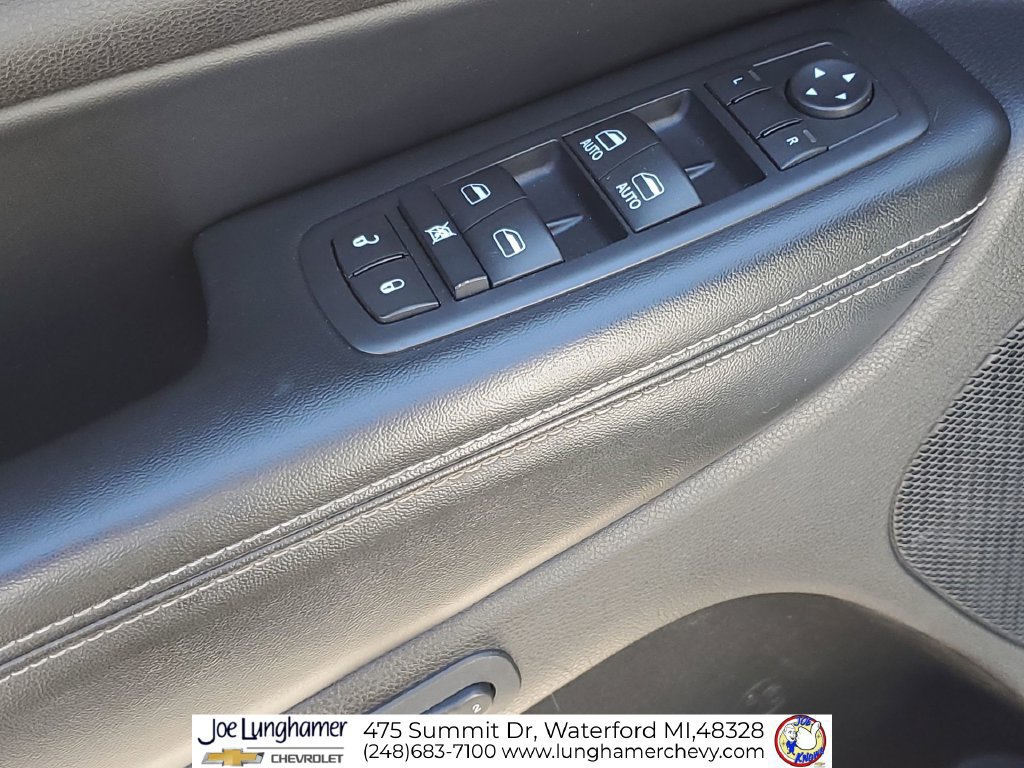 Used 2016 Jeep Grand Cherokee Limited AWD/4WD image 23
