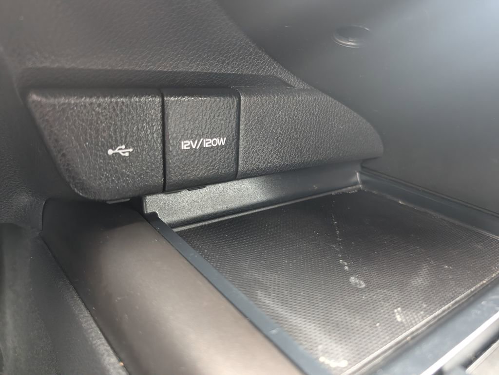 Used 2023 Toyota Camry LE AWD/4WD image 19