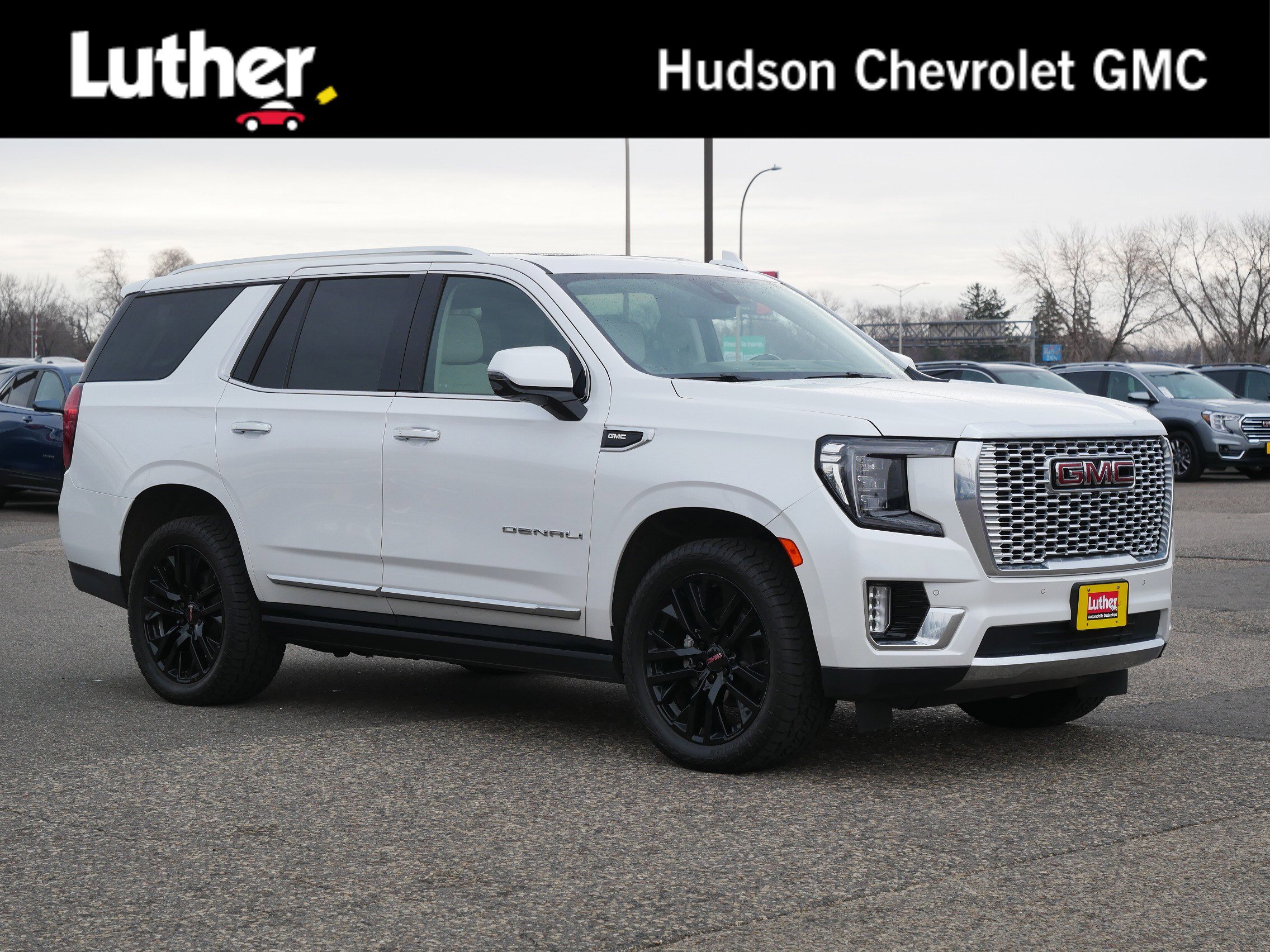 Used 2022 GMC Yukon Denali image 1