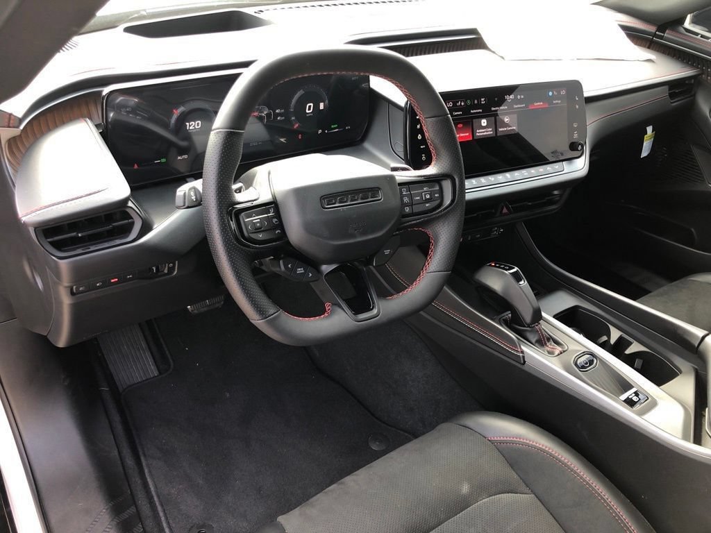 Used 2024 Dodge Charger Daytona Scat Pack w/ Plus Group AWD/4WD image 15
