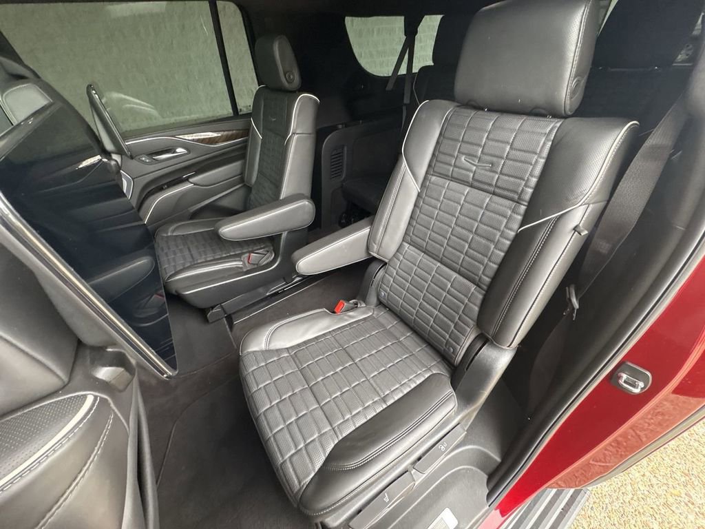 Certified 2024 Cadillac Escalade ESV Premium Luxury Platinum AWD/4WD image 26