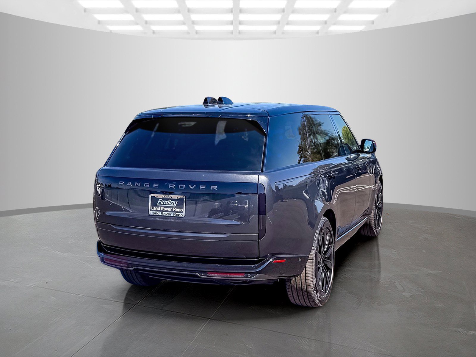 New 2027 Land Rover Range Rover Long Wheelbase SE AWD/4WD image 5
