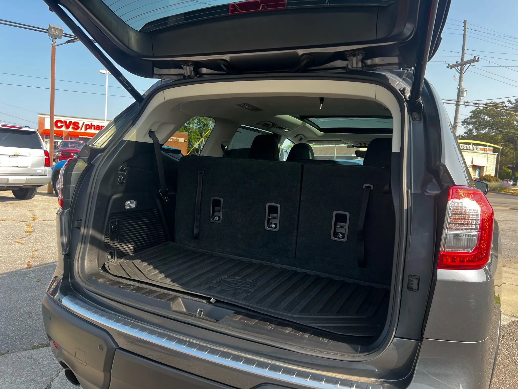 Used 2021 Subaru Ascent Limited w/ Technology Package image 15