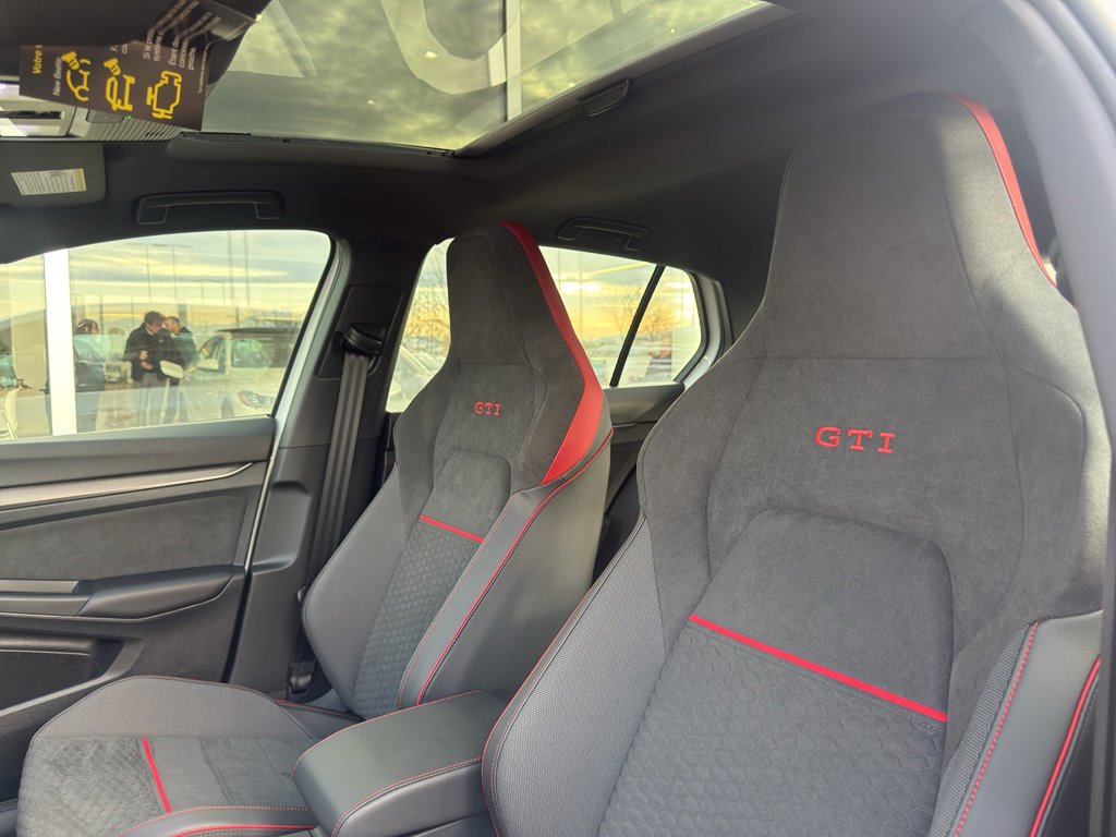 New 2026 Volkswagen GTI SE image 8