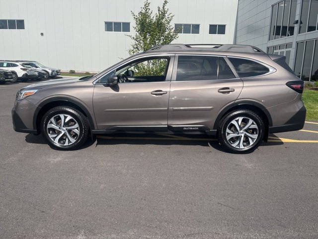 Used 2021 Subaru Outback Limited image 8