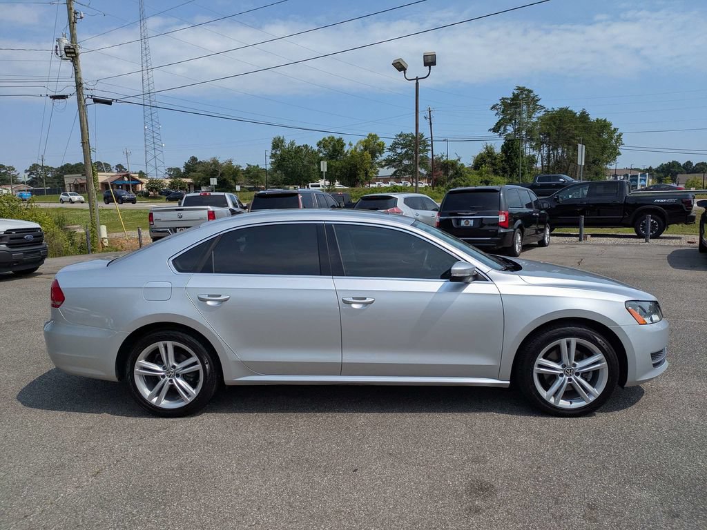 Used 2014 Volkswagen Passat 1.8T SE FWD image 3