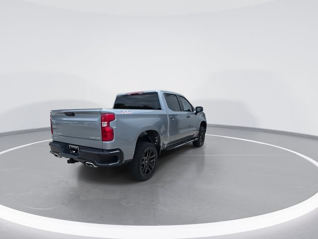 Used 2025 Chevrolet Silverado 1500 Custom Trail Boss AWD/4WD image 8