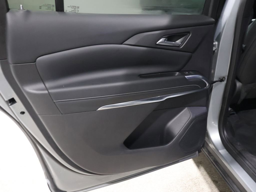 Used 2024 Chevrolet Traverse LT image 20