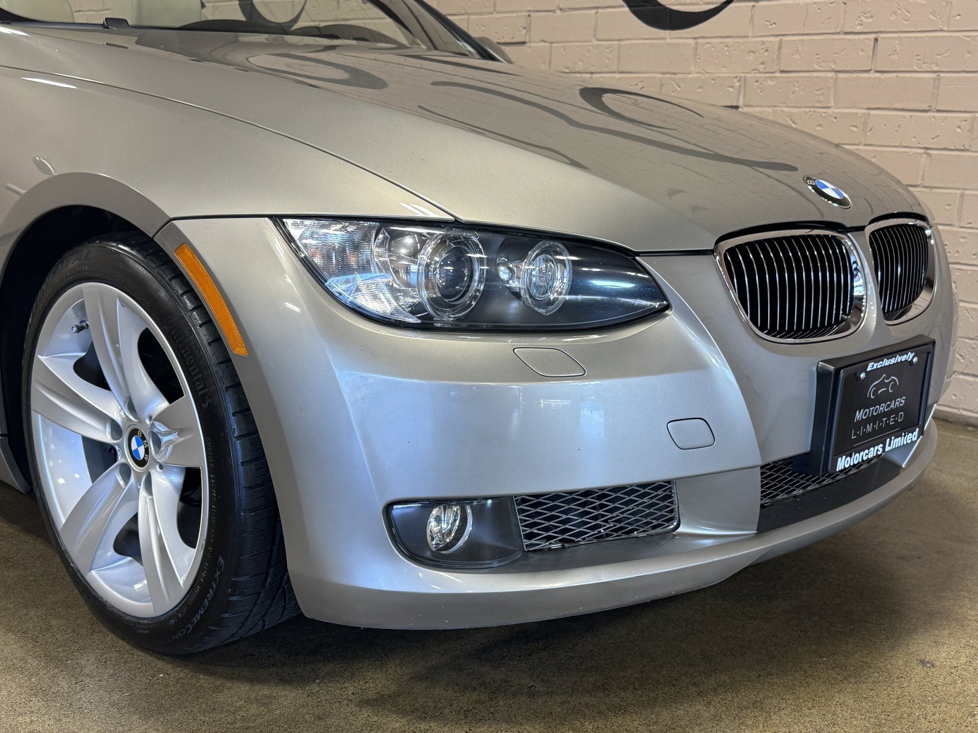 Used 2008 BMW 335i Convertible image 16