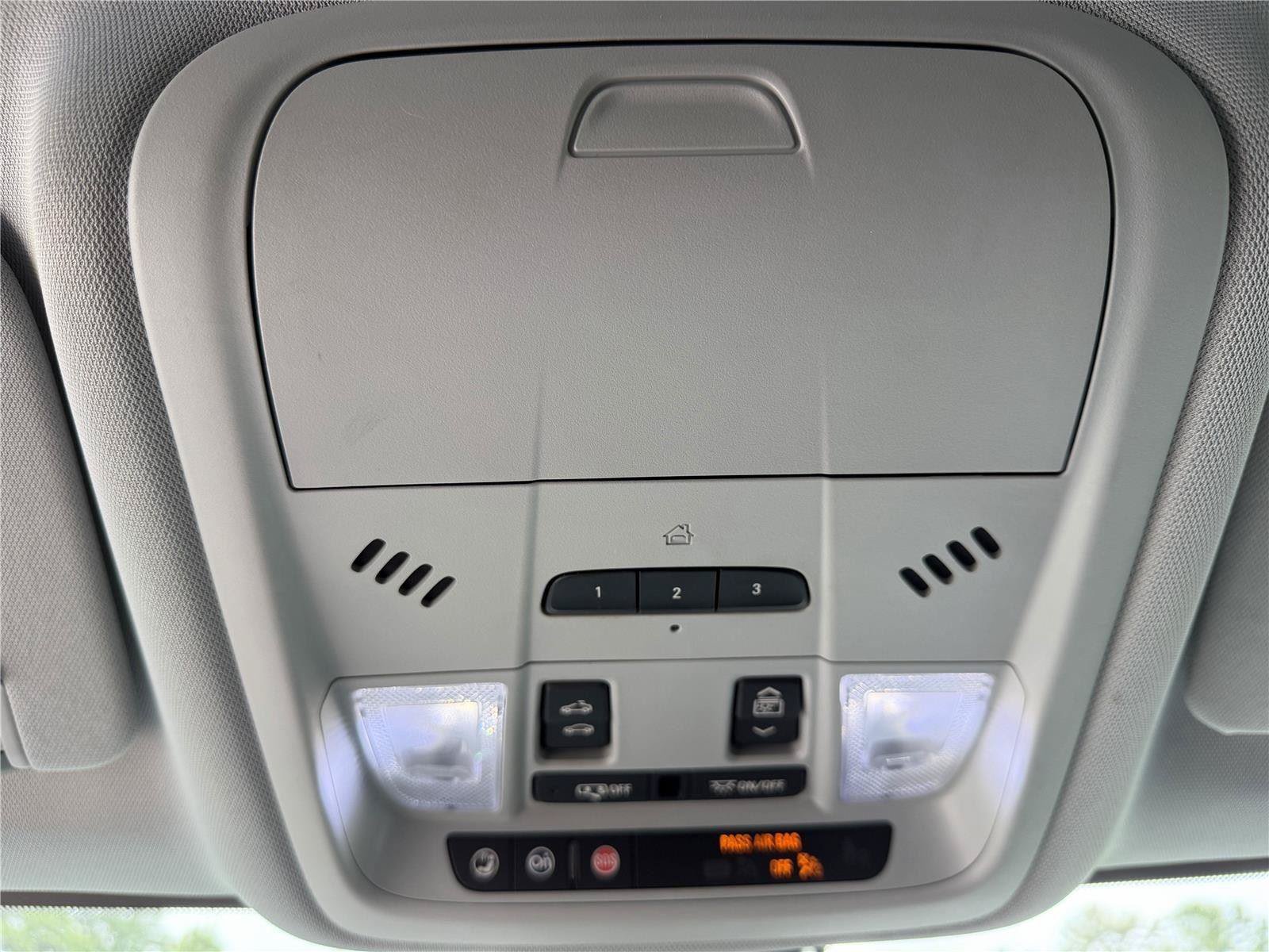 Used 2021 Chevrolet Blazer LT w/ Sound & Technology Package FWD image 28