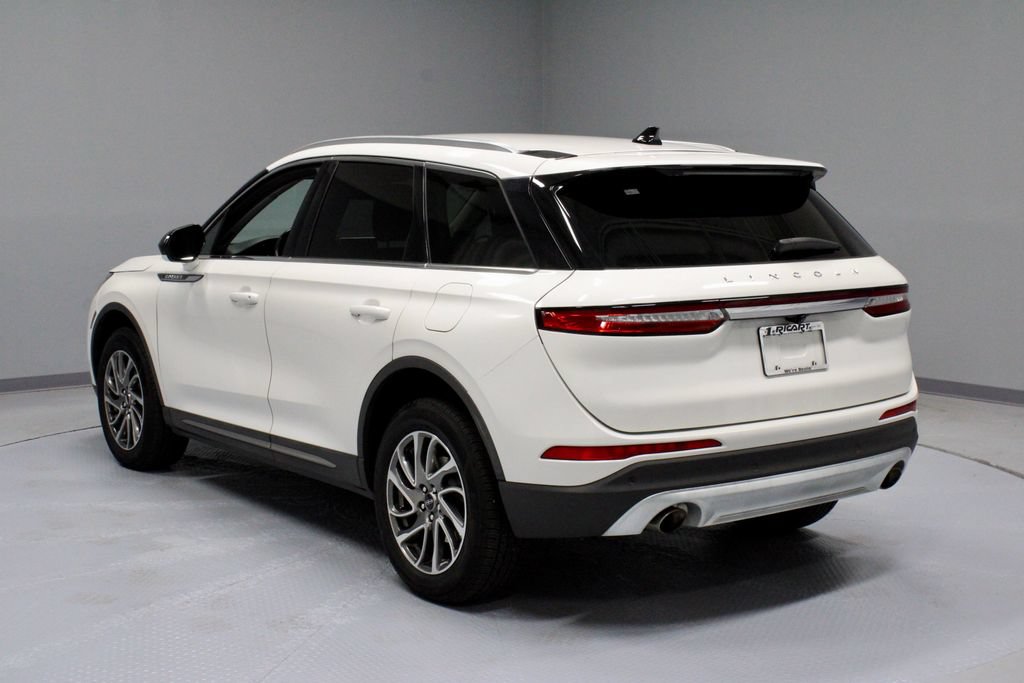 Used 2021 Lincoln Corsair AWD w/ Equipment Group 101A image 9