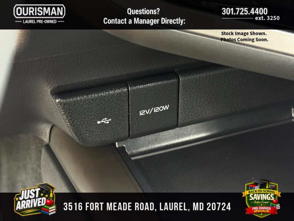 Used 2022 Toyota Camry SE FWD image 27
