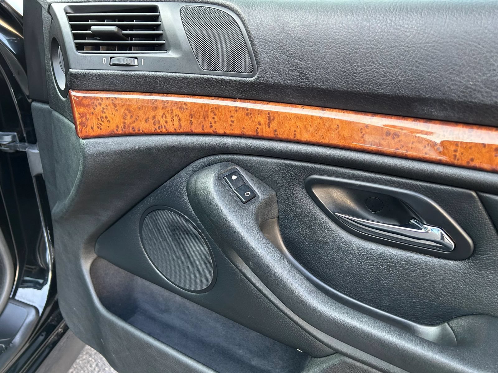 Used 2001 BMW 530i Sedan RWD image 33