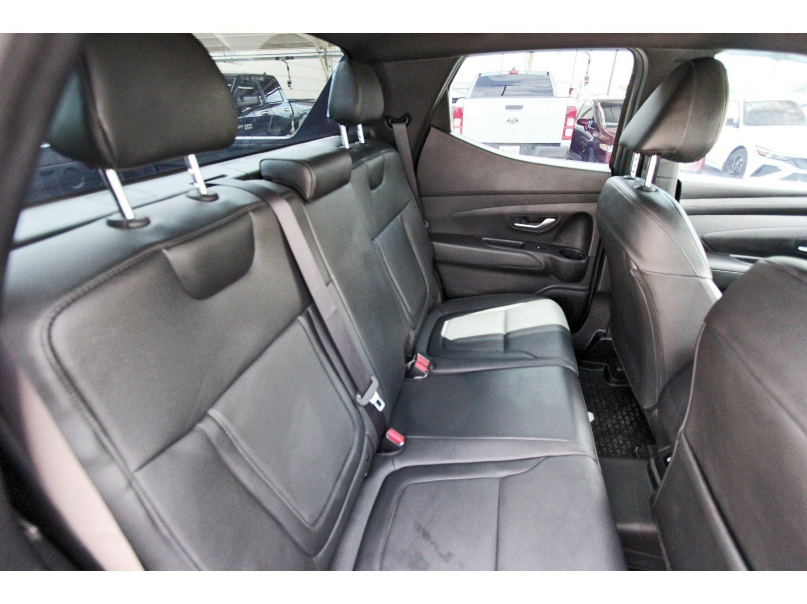 Used 2026 Hyundai Santa Cruz SEL FWD image 14