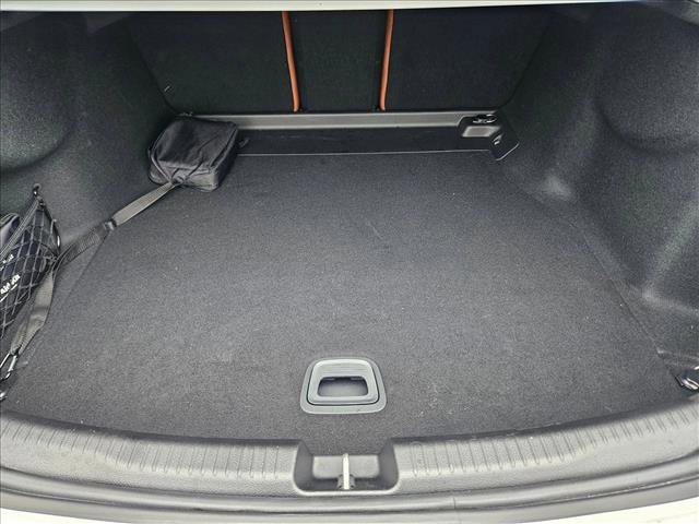 Used 2025 Mercedes-Benz C 300 Sedan image 6