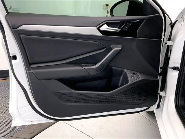 Used 2020 Volkswagen Jetta R-Line w/ R-Line Cold Weather Package image 23