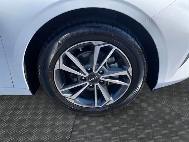 Used 2023 Kia Forte LXS image 34