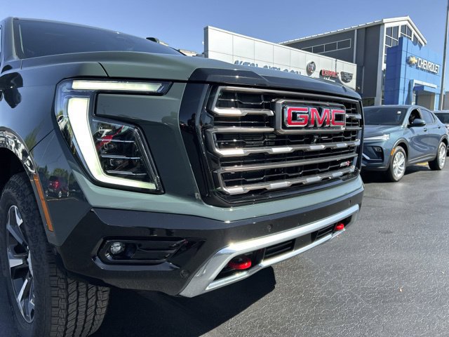 New 2026 GMC Yukon AT4 Ultimate AWD/4WD image 4
