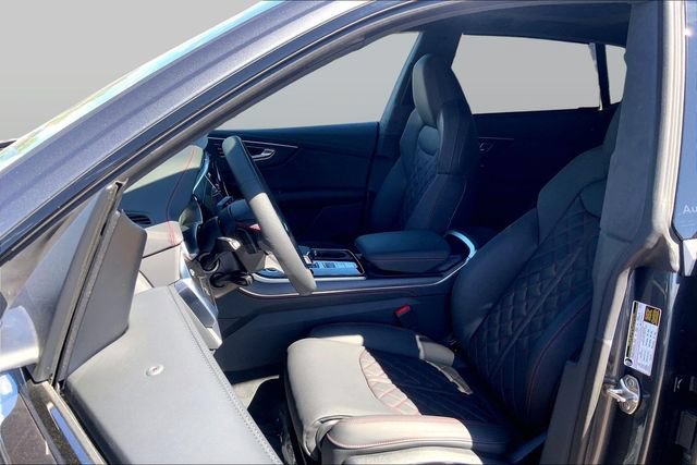 New 2027 Audi SQ8 Prestige AWD/4WD image 8
