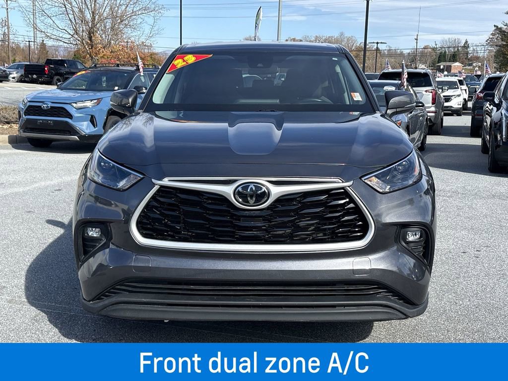Used 2023 Toyota Highlander LE image 5