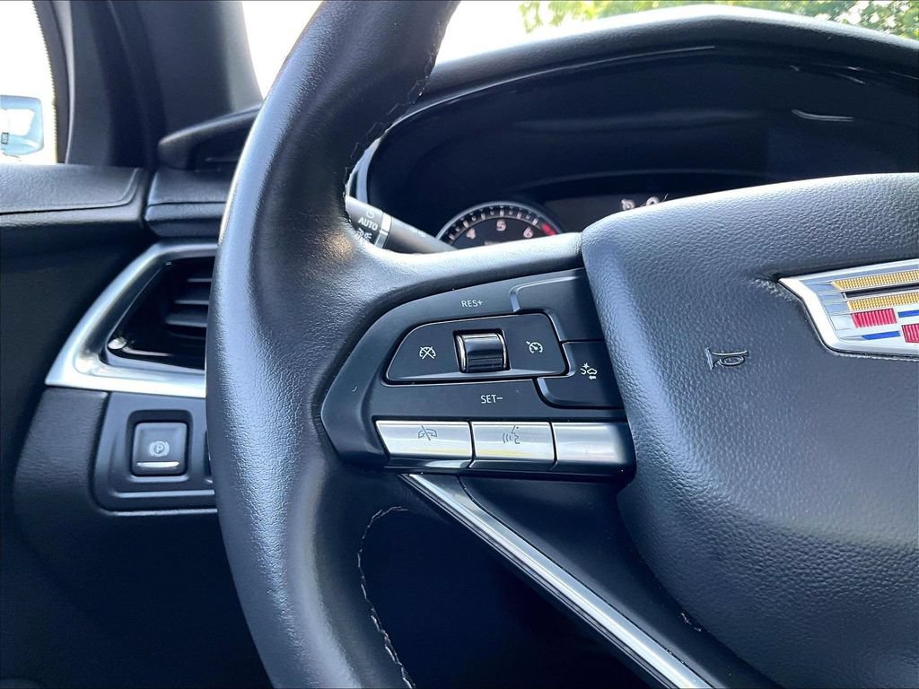 Used 2024 Cadillac XT6 Luxury AWD/4WD image 24