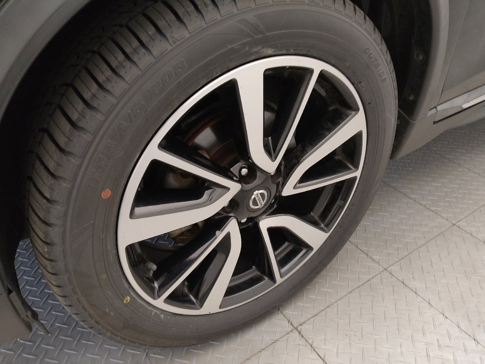 Used 2020 Nissan Rogue SL FWD image 31
