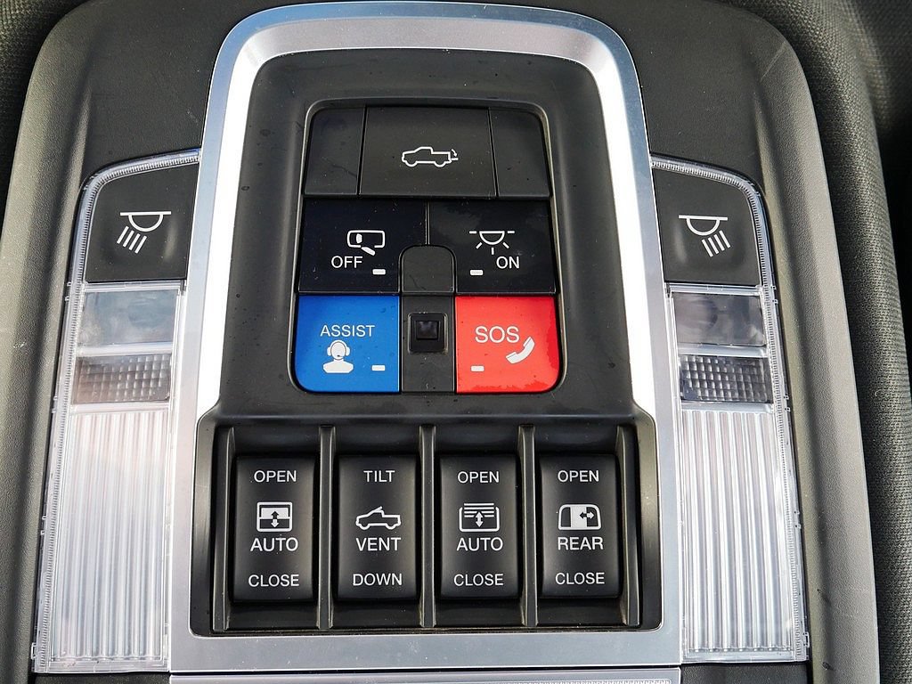 Used 2019 RAM 1500 Limited AWD/4WD image 55