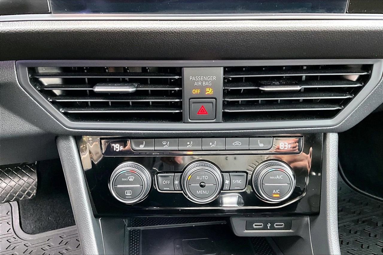 Used 2022 Volkswagen Jetta SEL image 19