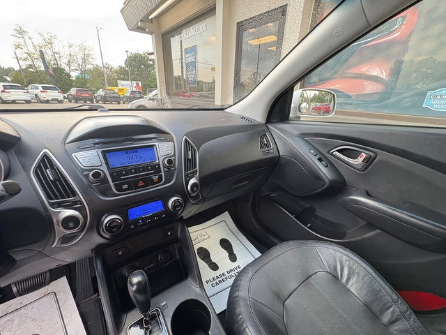 Used 2012 Hyundai Tucson Limited FWD image 31
