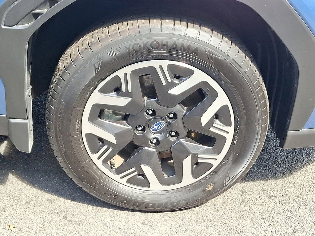 Certified 2025 Subaru Forester Premium image 8