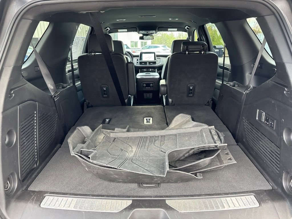 Used 2023 Chevrolet Tahoe RST w/ RST Performance Edition AWD/4WD image 13