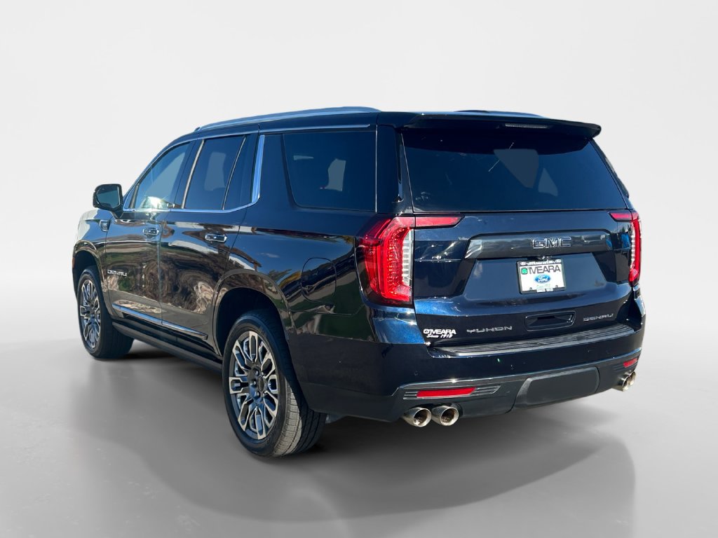 Used 2023 GMC Yukon Denali Ultimate AWD/4WD image 8