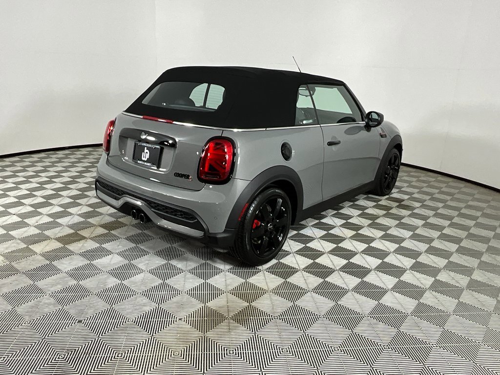 Used 2023 MINI Cooper S image 4