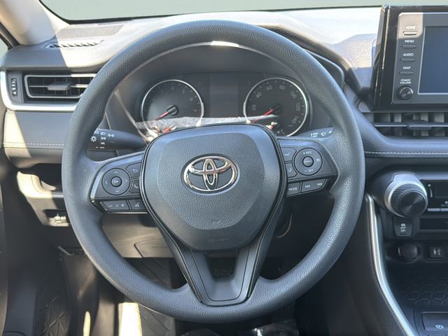 Used 2019 Toyota RAV4 LE w/ Carpet Mat Package FWD image 16