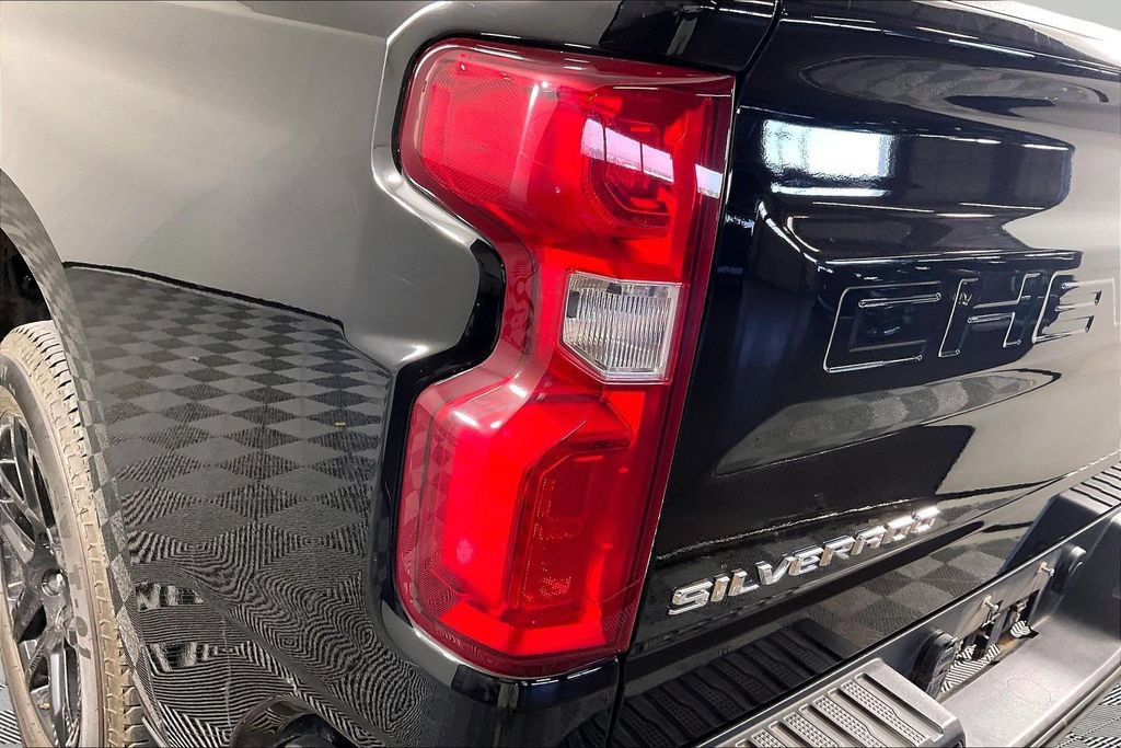 Used 2023 Chevrolet Silverado 1500 RST w/ All Star Edition Plus AWD/4WD image 19