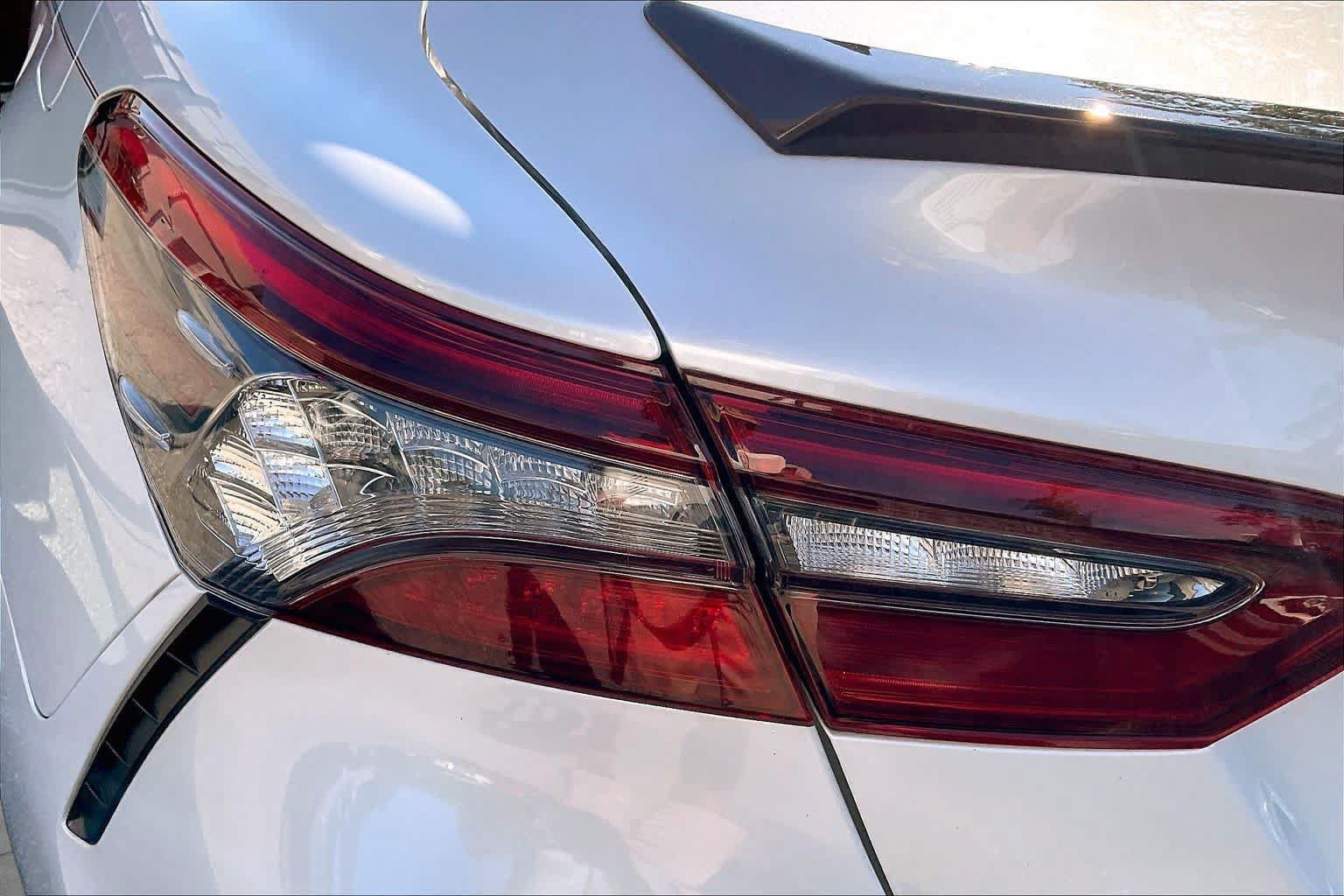 Used 2021 Toyota Camry XSE w/ Cold Weather Package FWD image 29