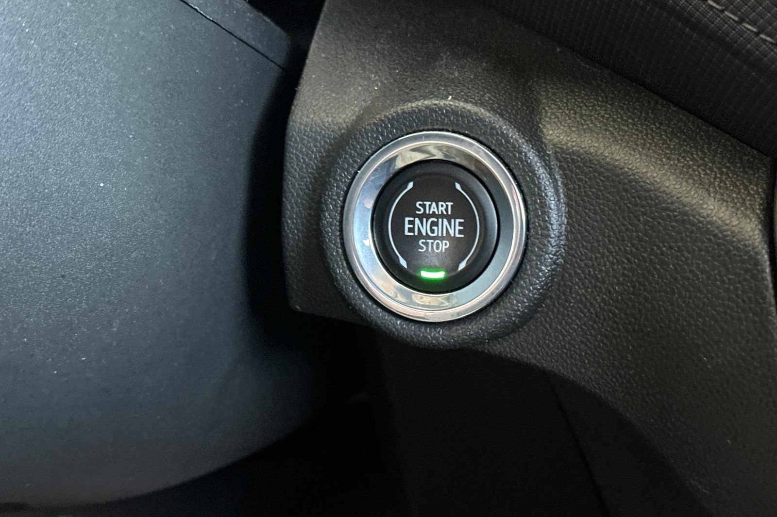 Used 2023 Chevrolet TrailBlazer LT FWD image 28